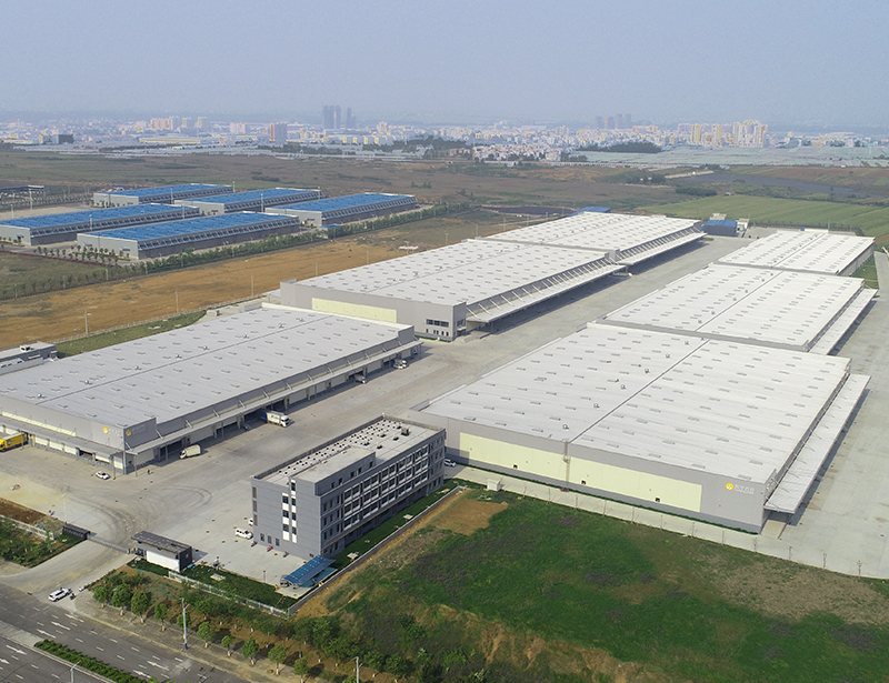  蘇寧物流襄陽智慧云倉—湖北一字型電動采光排煙天窗